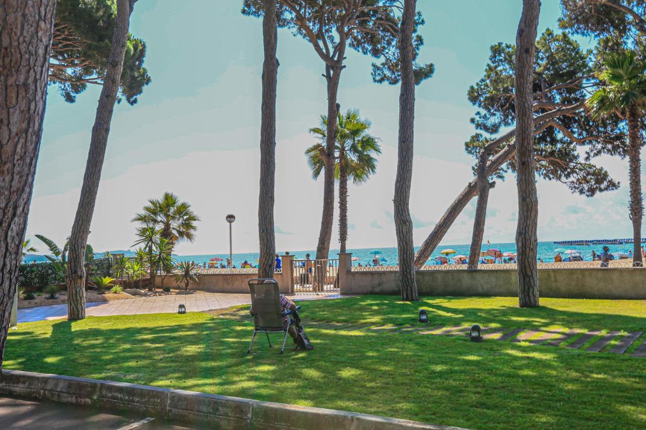 Pins I Mar - Only Families Cambrils Exterior foto