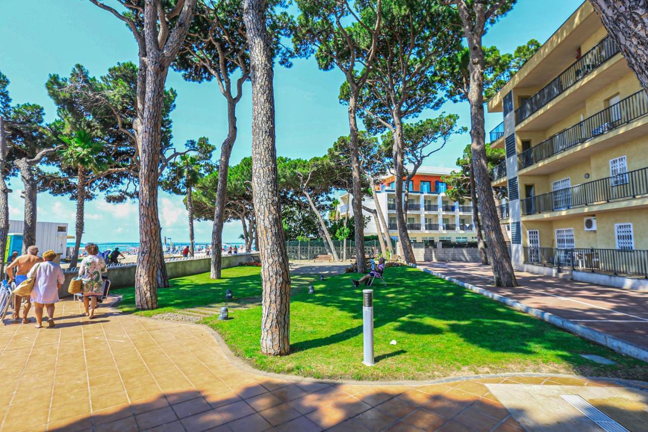 Pins I Mar - Only Families Cambrils Exterior foto