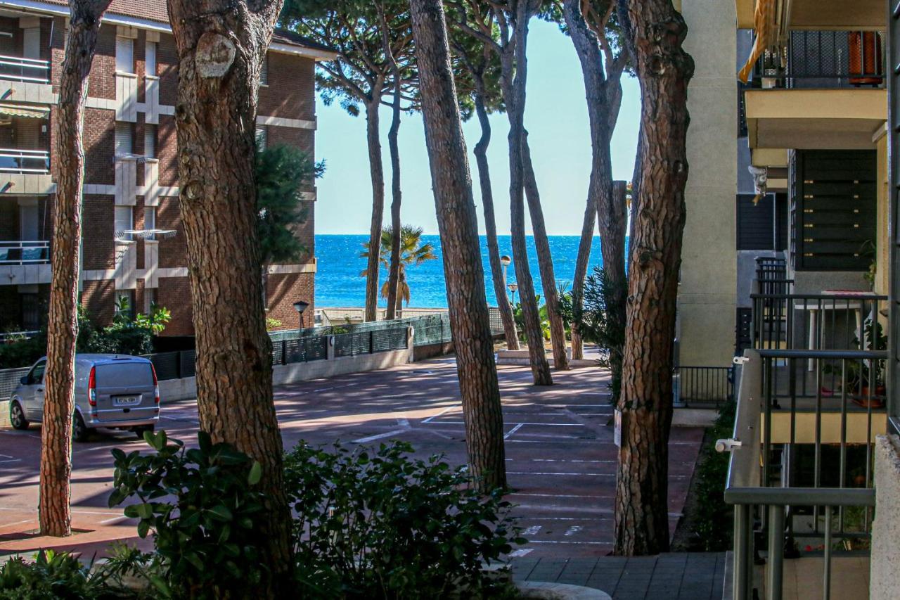 Pins I Mar - Only Families Cambrils Exterior foto